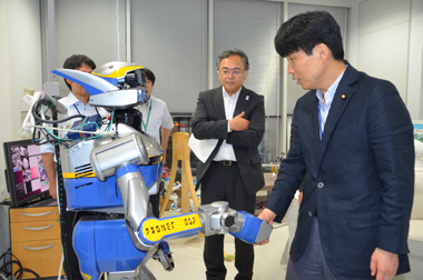 研究棟視察（ヒューマノイドロボット等）（日本科学未来館）　写真