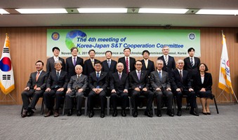 韓国国家科学技術委員会（NSTC）との政策対話（写真）