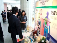 高校生向けイベント(2012年11月, つくば国際会議場)から（写真）